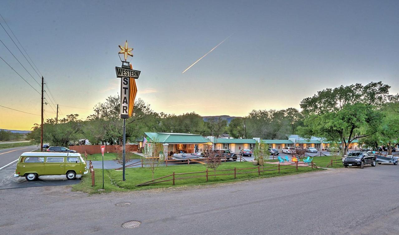 Western Star Inn Rifle Exteriér fotografie
