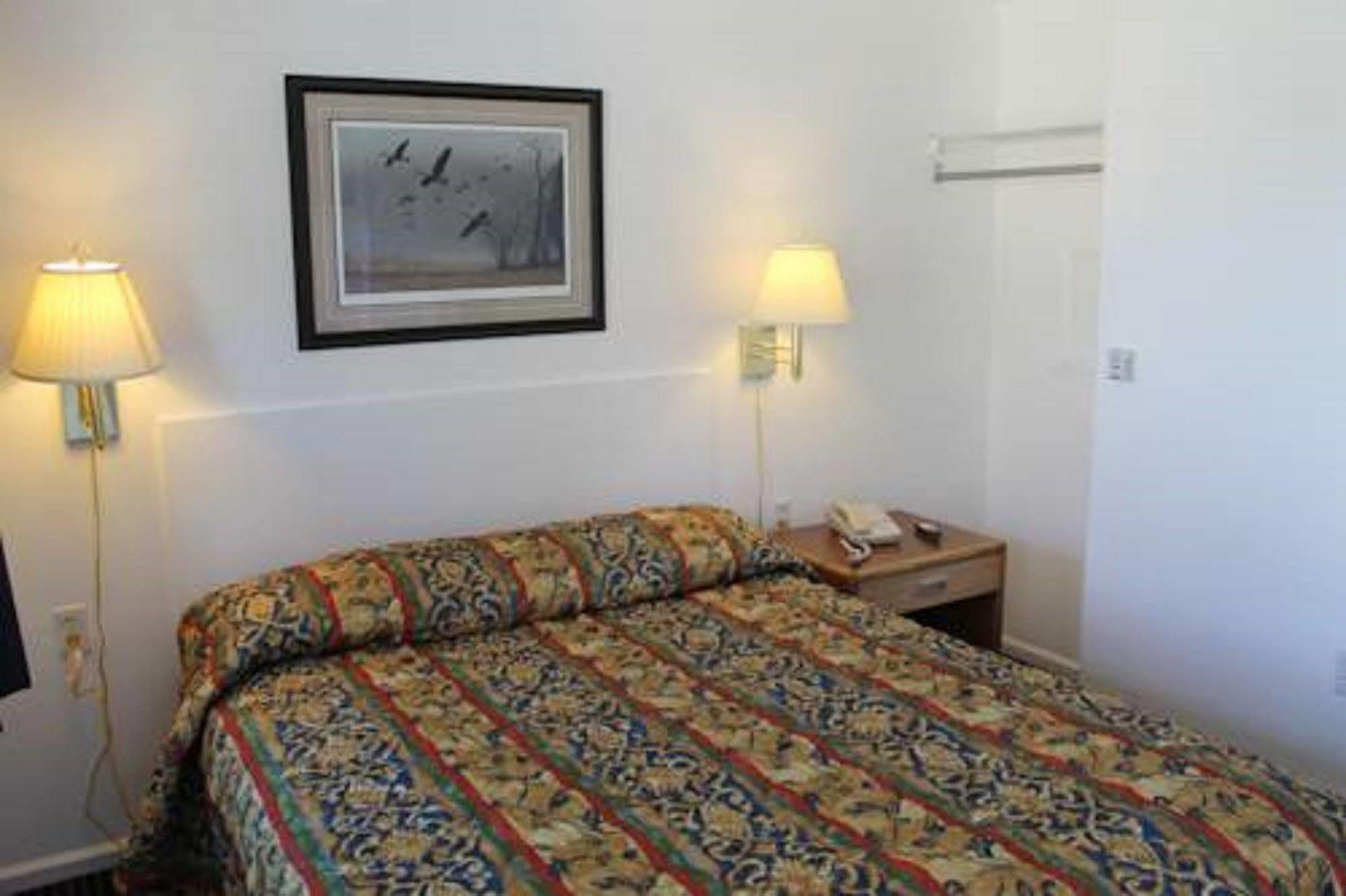 Western Star Inn Rifle Exteriér fotografie